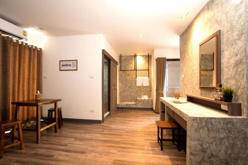 Boutique Poo-Yai Lee Hotel Banguecoque Quarto foto